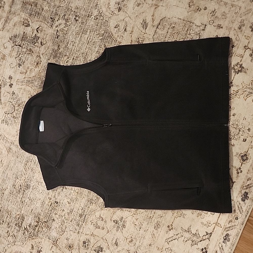 Large Columbia Vest